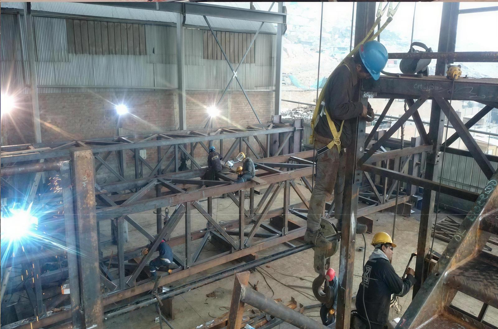 Nave industrial de estructura metálica fabricada por RFR Metálikas